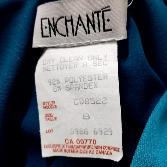 Beautiful dress size 8 - Picture 4 of 6